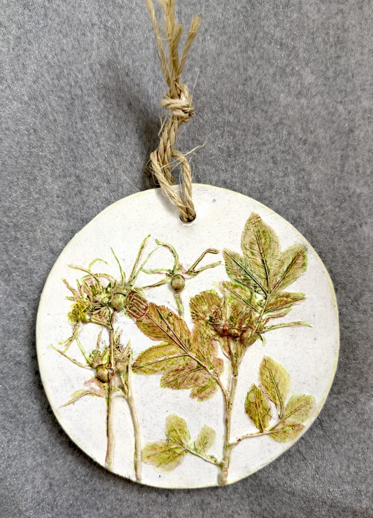 Wild Rose Remnants, painting by Ukrainian artist Alvi Siren